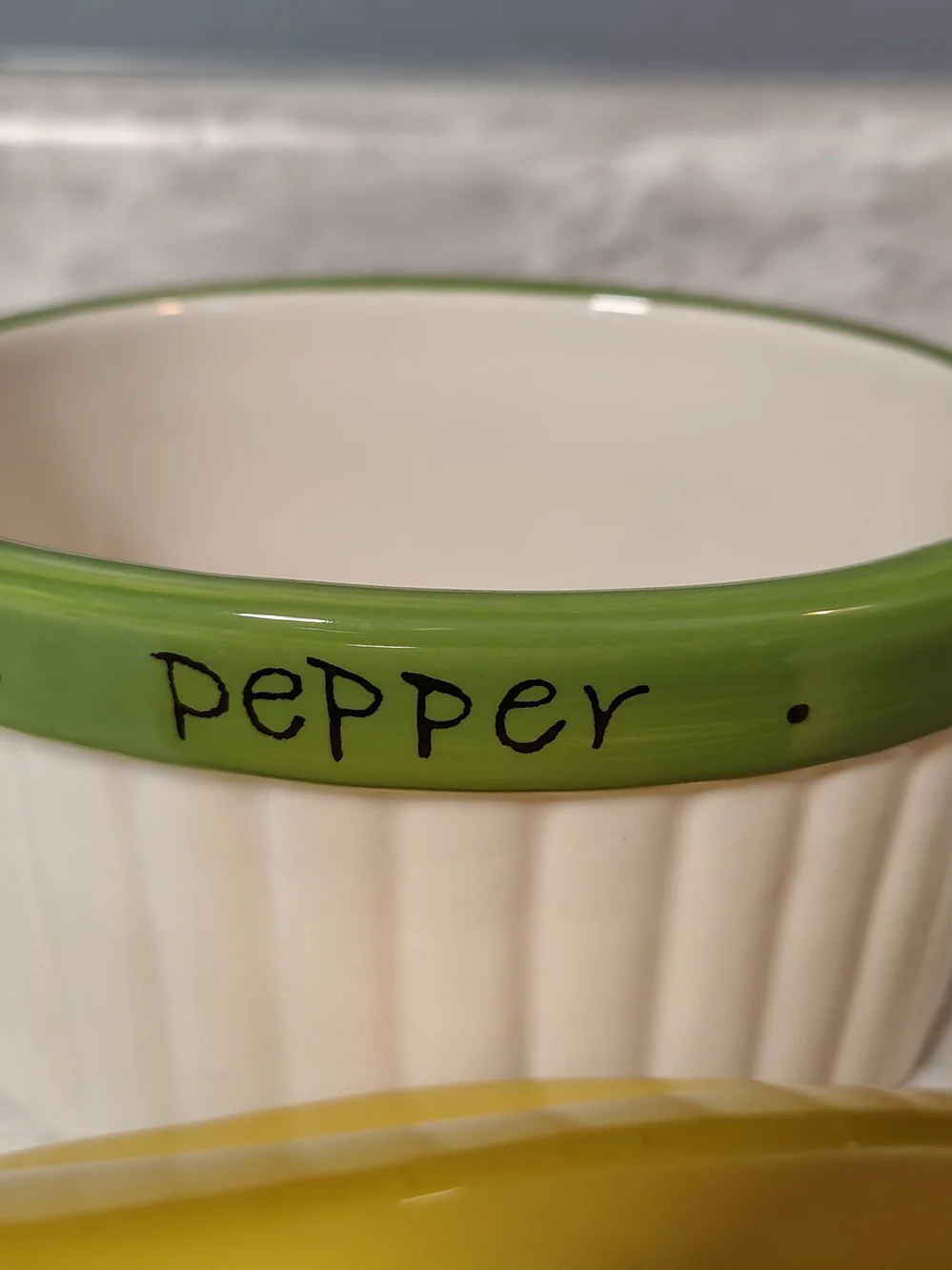 Yellow Bell Pepper Ceramic Casserole Dish